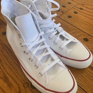Converse Shoes - Converse White Hightops New in the Box Converse Shoes - Converse White Hightops New in the Box